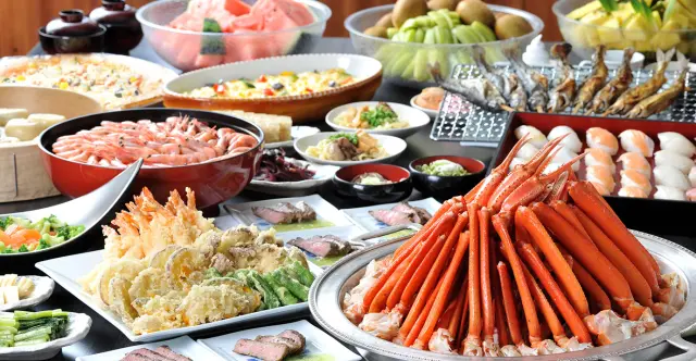夕食は90分飲み放題付きの和洋バイキング