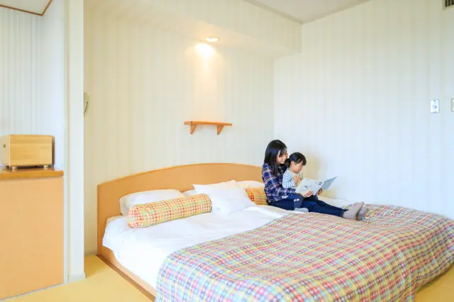 子どもと一緒にゆったり過ごせる客室も居心地抜群