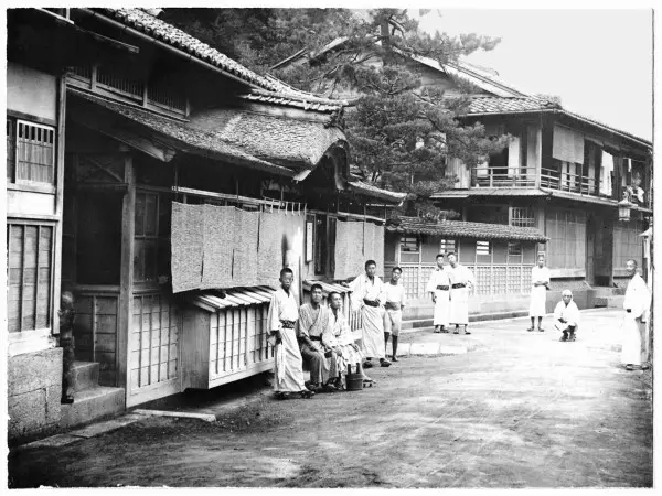 創業は約350年前、現在もなお暖簾を守り続ける