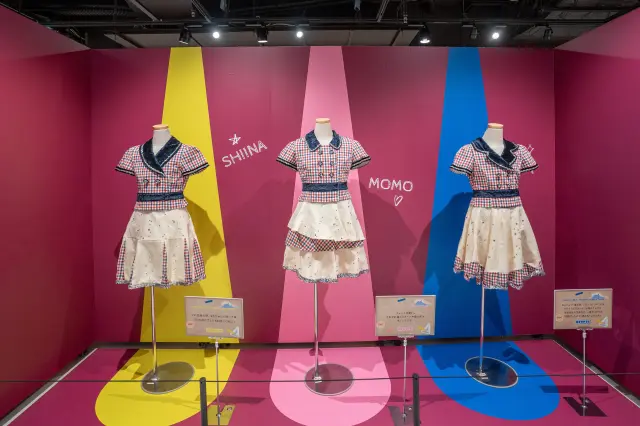 The paid museum features special booths for popular celebrities