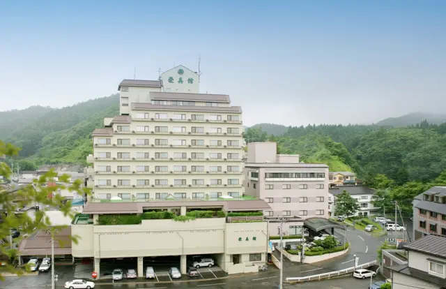 盛岡市の奥座敷、御所湖を望む静かなロケーション