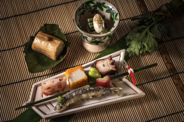 信州の旬食材を丁寧に引き立てた日本料理