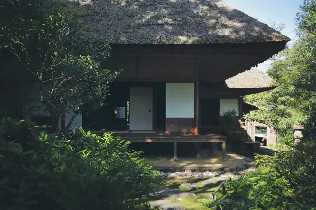 数寄屋造りの臥龍山荘