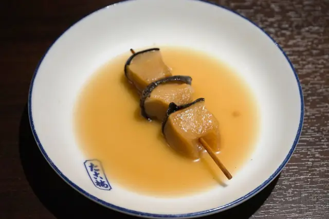 鯨の皮を油抜きした「ころ」