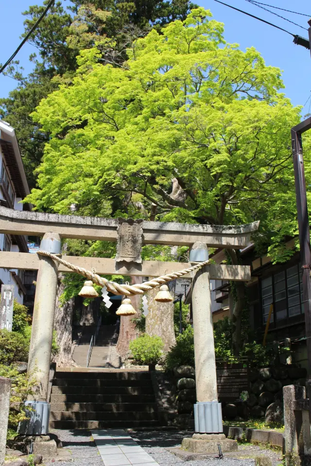 修禅寺の東隣にある静かな佇まいの神社の「日枝神社」