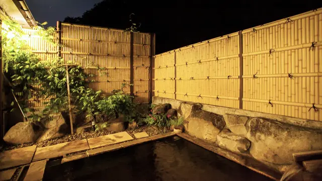清々しい空気を吸いながら入浴できる露天風呂