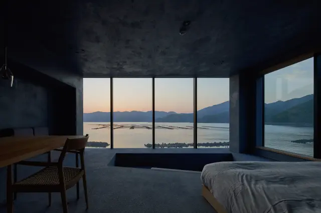 元大浴場の建物をリノベーションした4階グランスイート
