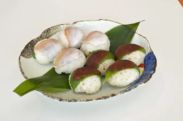 若狭の伝統的な郷土料理「手毬寿司」
