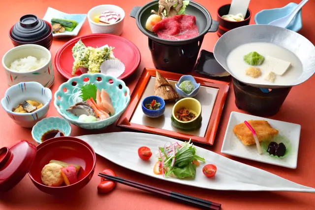 料理は上州の山の味覚を堪能