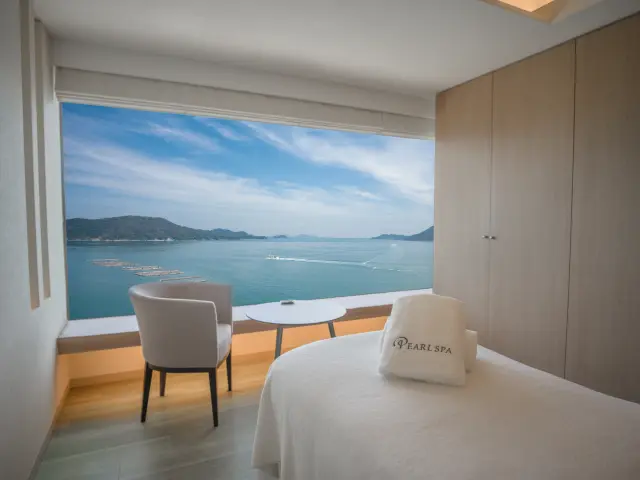海を一望できるプライベート空間の「真珠スパPearl Spa」