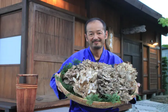 店主自ら食材を調達