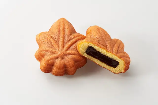 苦みをきかせお茶やコーヒーにも合う味わいの「もみじまんじゅうチョコレート」