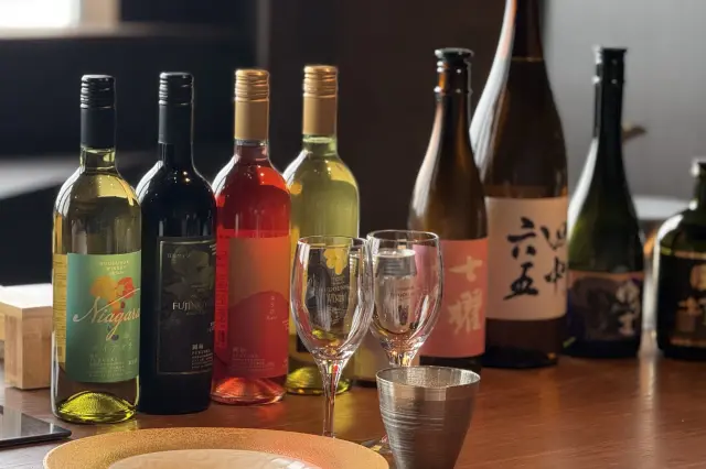 オールインクルーシブプランで一品一品のお料理に合わせてペアリング