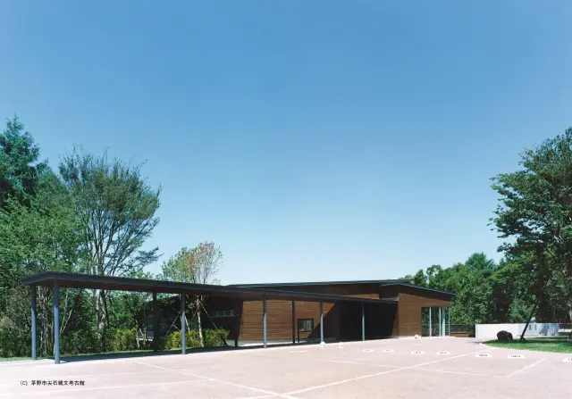 数多くの遺跡や資料を展示