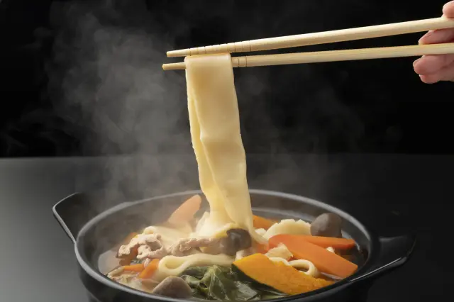 幅広の麺が特徴