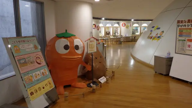 開館日には解説員が体験案内を行ってくれる「こども歴史館」