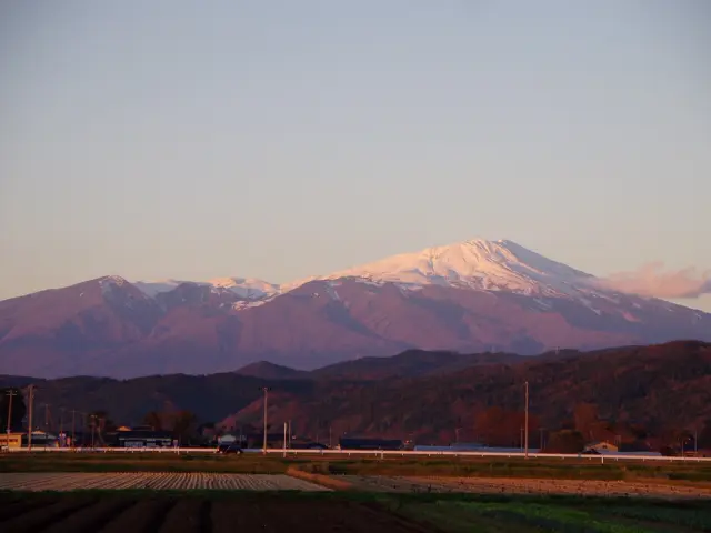 鳥海山（ちょうかいざん）