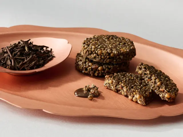 使用京都焙茶巧克力制成的「Grand焙茶」