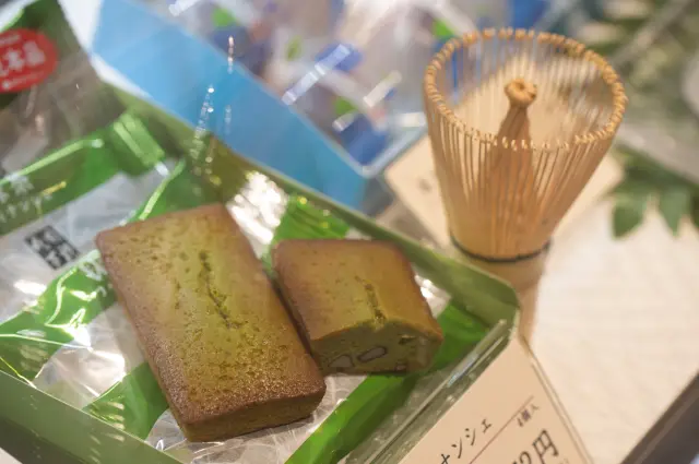 ぬれ甘なつとを組み合わせた「抹茶フィナンシェ」