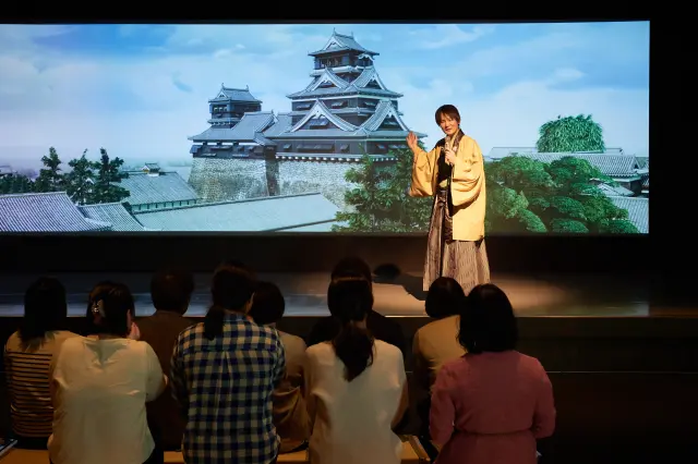 VR映像で熊本城の見どころを紹介する「ものがたり御殿」