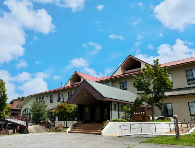 幅広いタイプの部屋が用意された宿泊施設「もみのき荘」