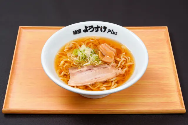 上り線では複数の店舗で個性の異なる佐野ラーメンを味わえる