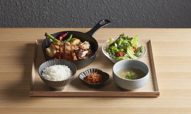丹波山本亀岡本店 「鶏と亀」