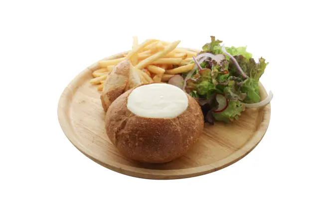 パンを器に見立てた「チーズパンデュ」