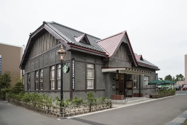 スターバックス コーヒー 弘前公園前店