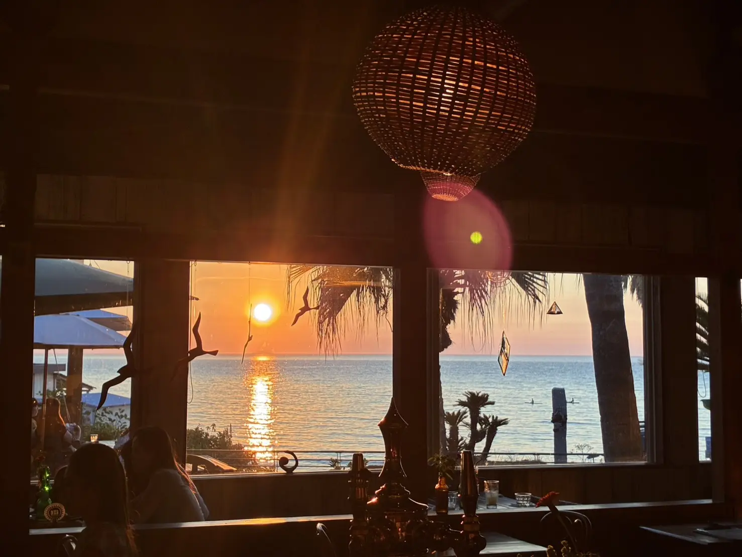 Beach Cafe SUNSET(糸岛)