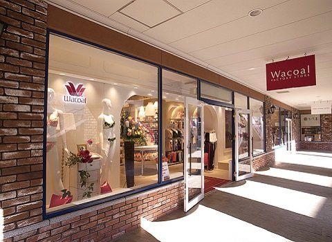 At Wacoal Factory Store, you can find your favorite underwear at reasonable  prices!
