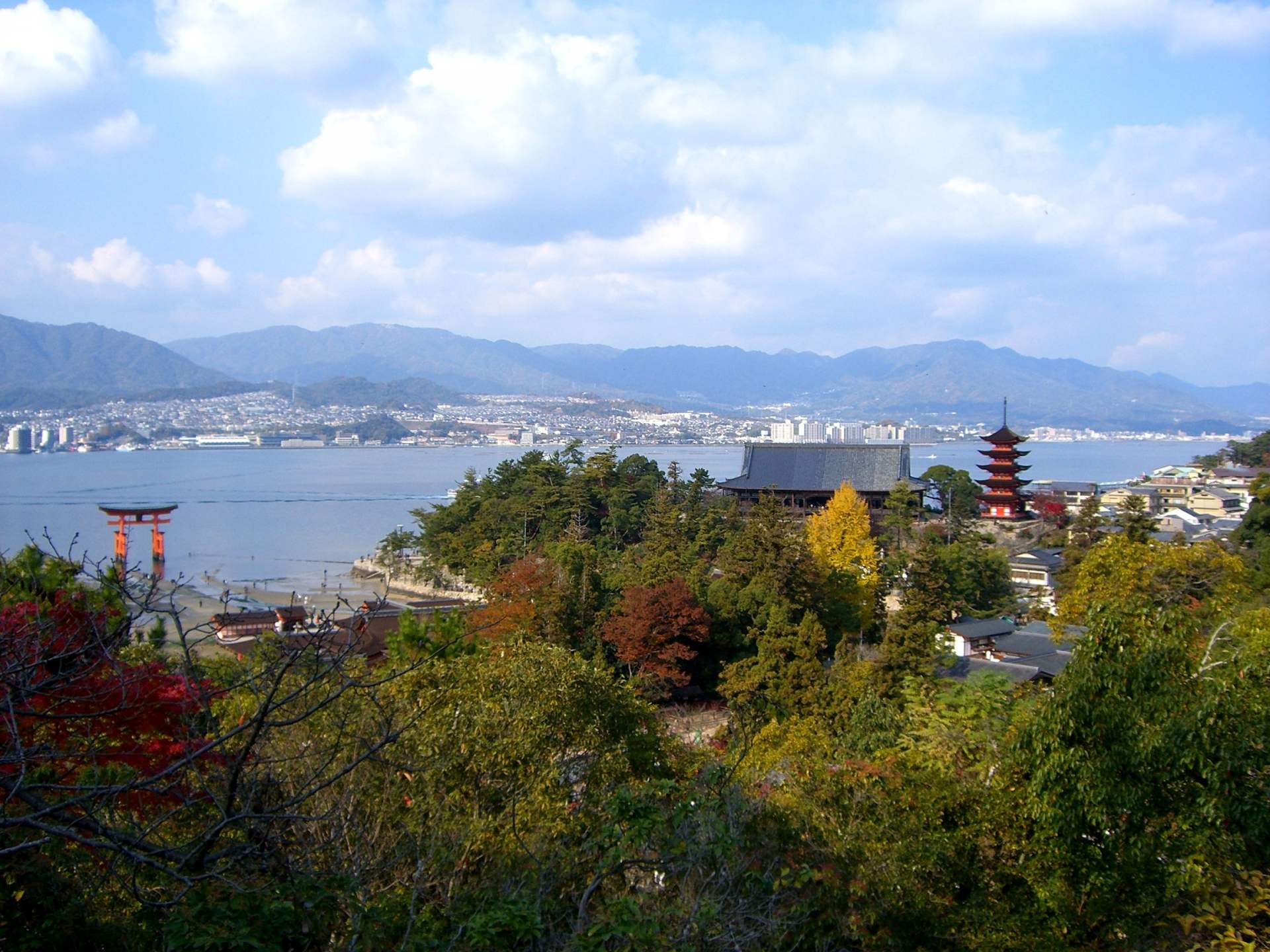 秋季的宫岛 严岛神社漫步 好运日本行