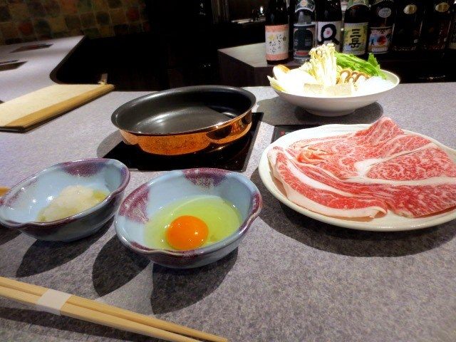 Japanese Hot Pot Guide - Sukiyaki and Shabu Shabu - Japan Journeys