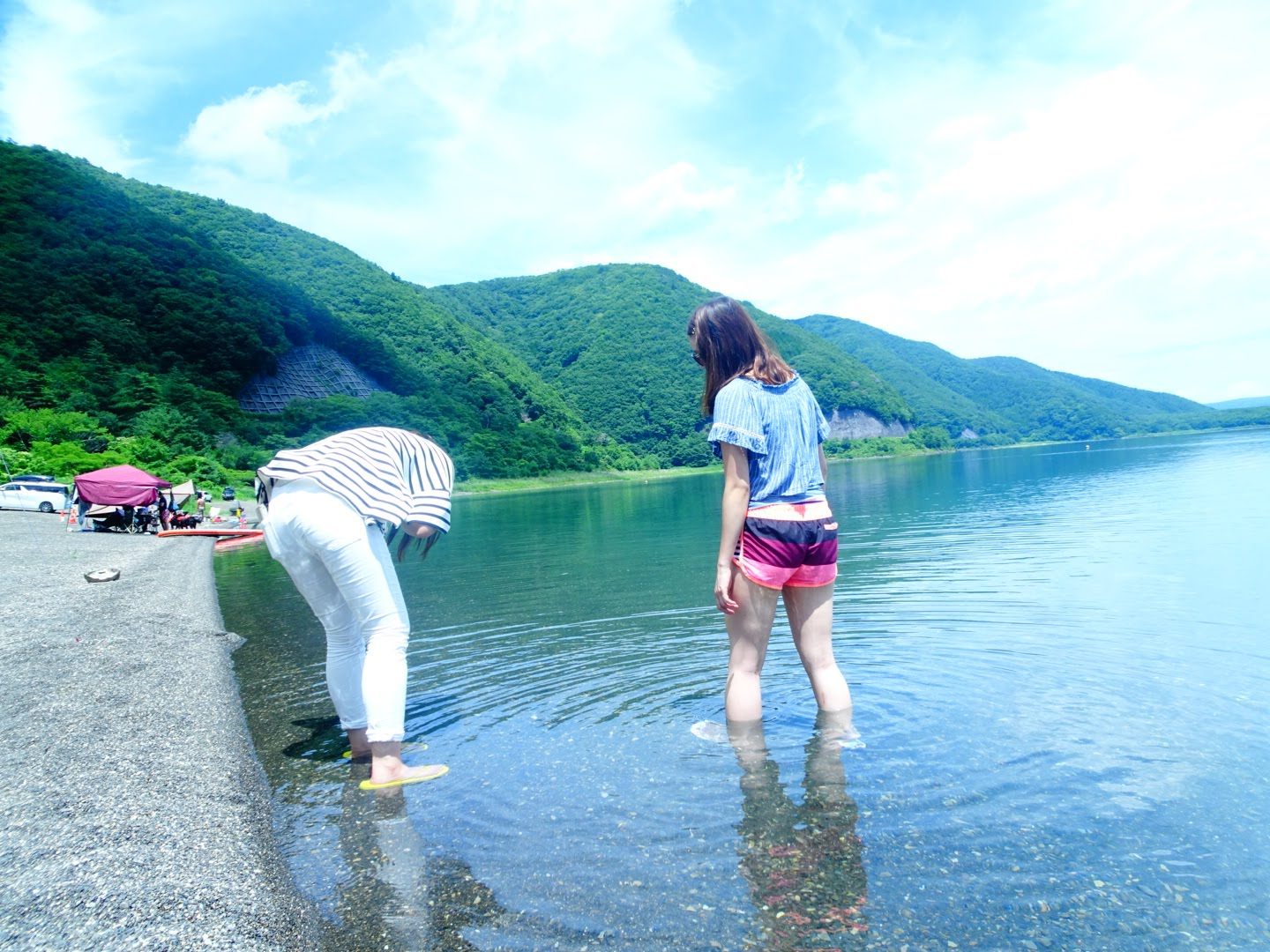 在山梨 本栖湖露营 体验水上活动 好运日本行