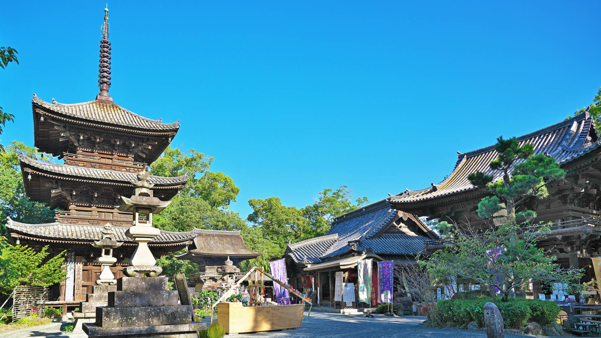 Ishiteji temple