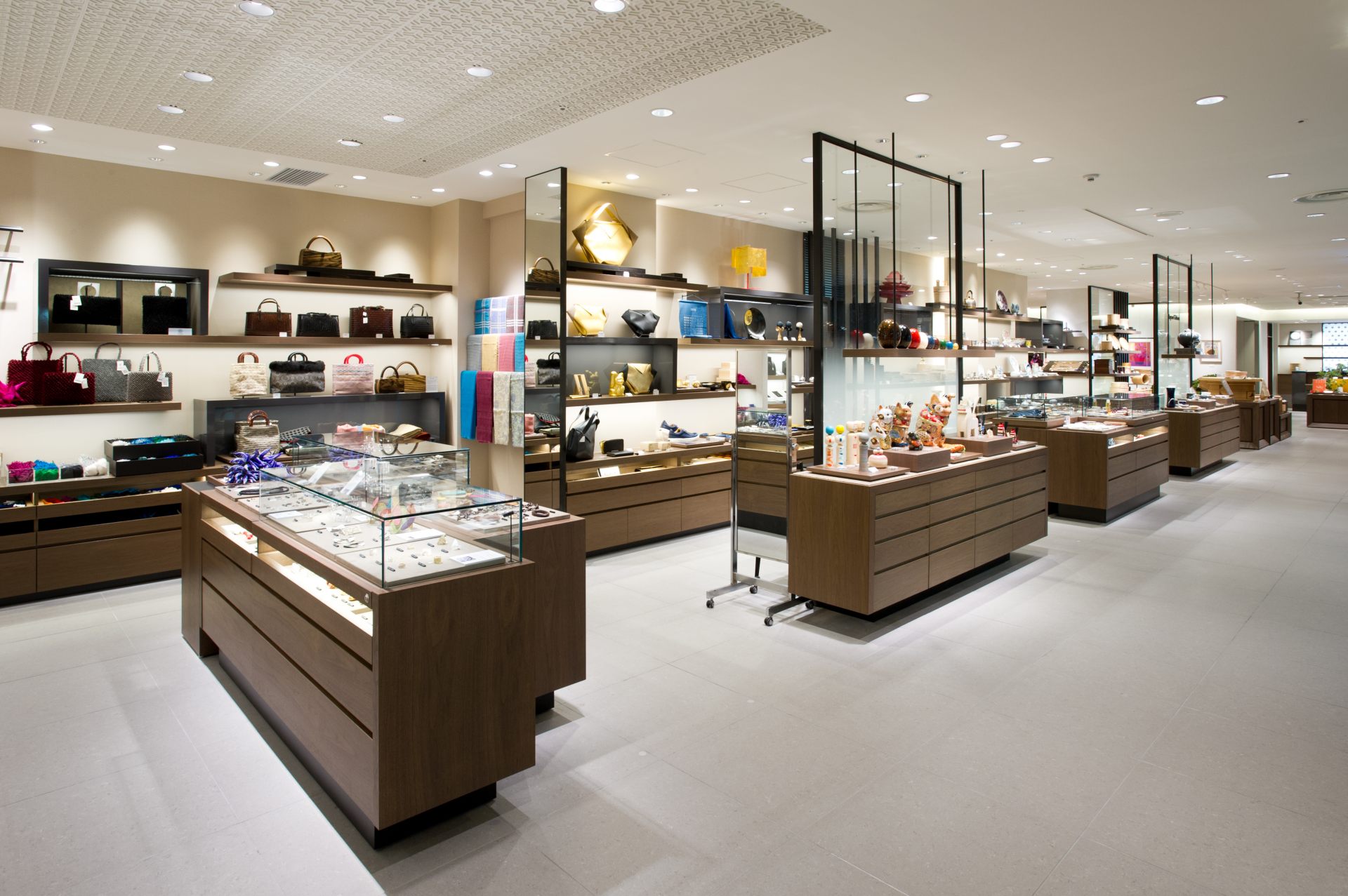 Louis Vuitton Flagship Store, Nihonbashi Mitsukoshi, Tokyo, Japan