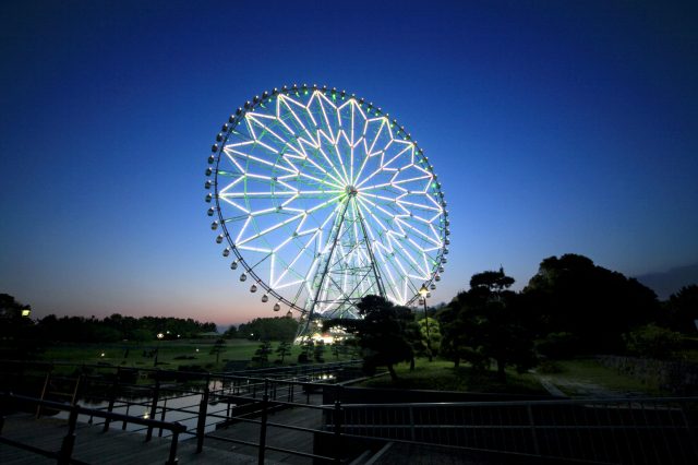 Diamond and Flower Ferris Wheel - Must-See, Access, Hours & Price
