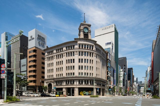 Tokyo, Ginza, blue Hour. The flagship store for the luxury brand