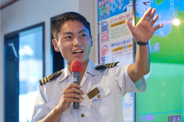 Onboard, guides provide live commentary on the ships and the history of Yokosuka.