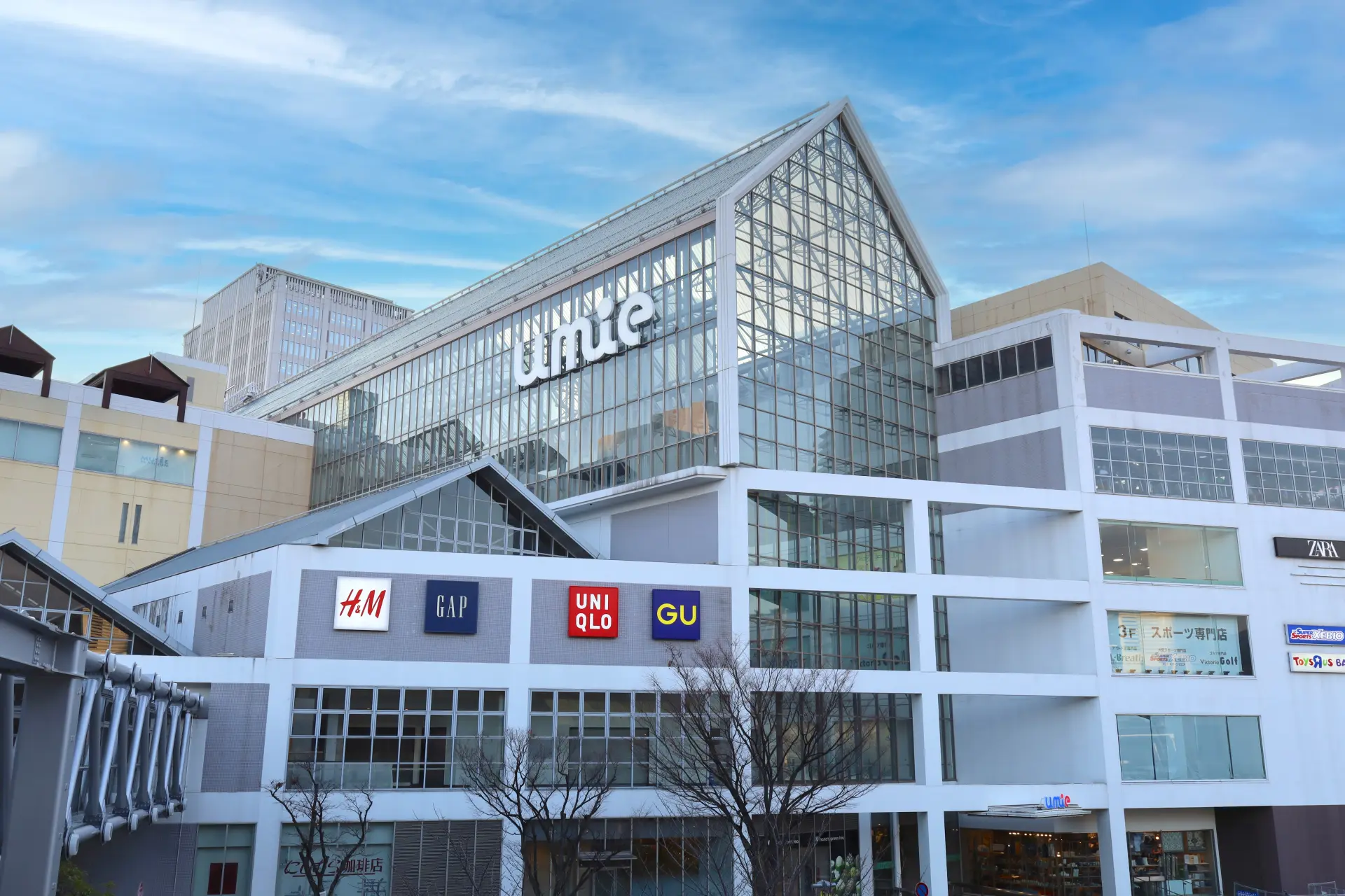 神戸ハーバーランドumieの外観